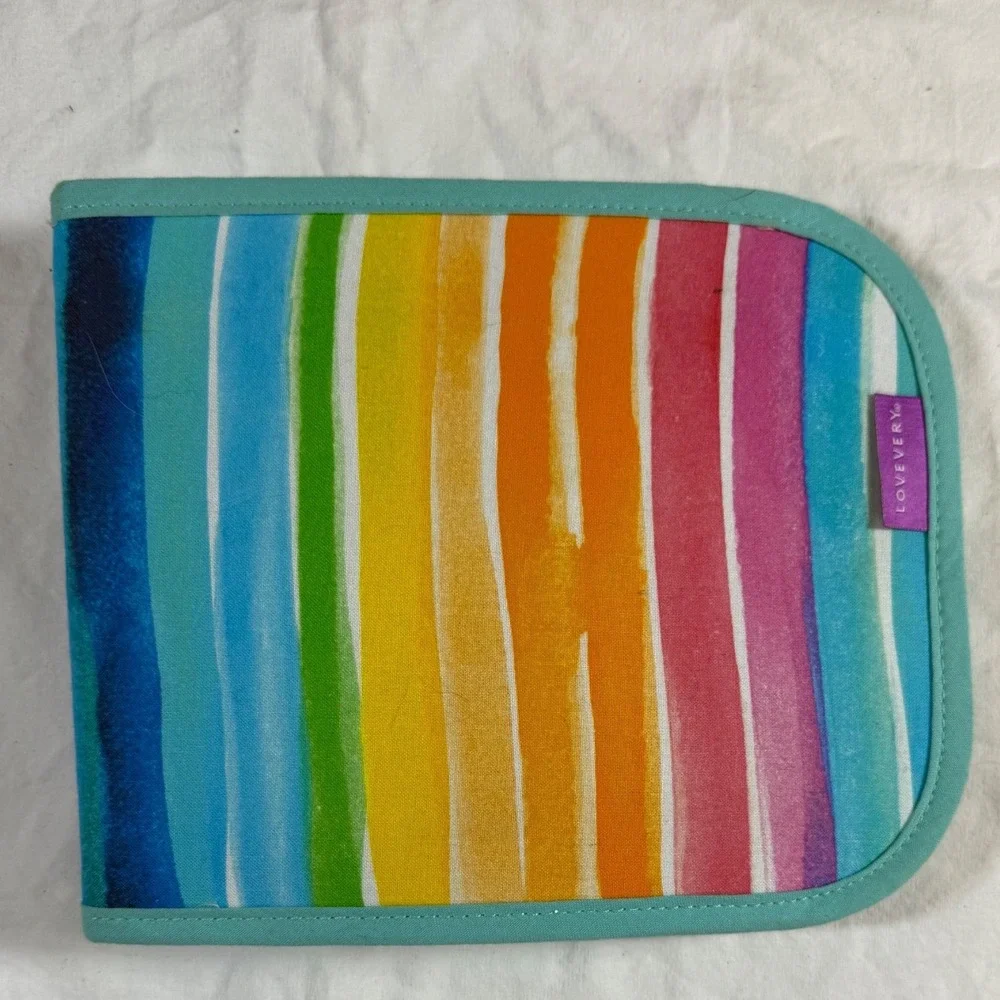 Lovevery Standing Card Holder